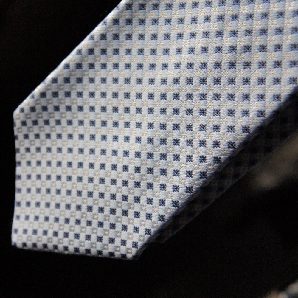 Jones New York Diamond Tie